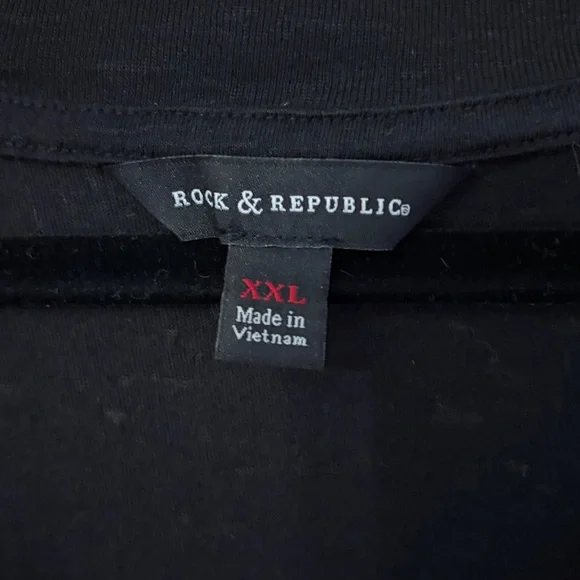 Women’s V-Neck Short Sleeve pocket tee Black - Picture 3 of 3